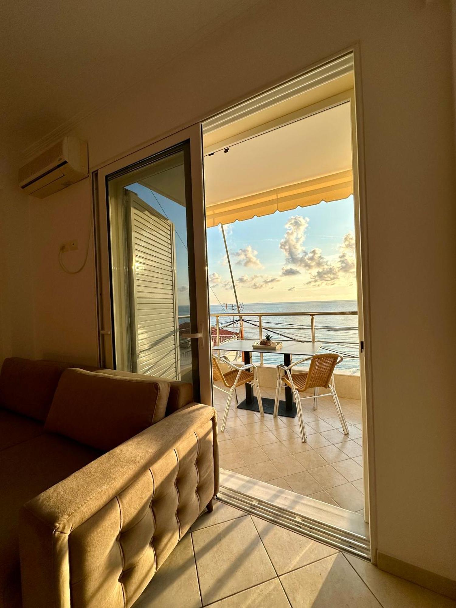 Fane'S Apartments Himara Zewnętrze zdjęcie