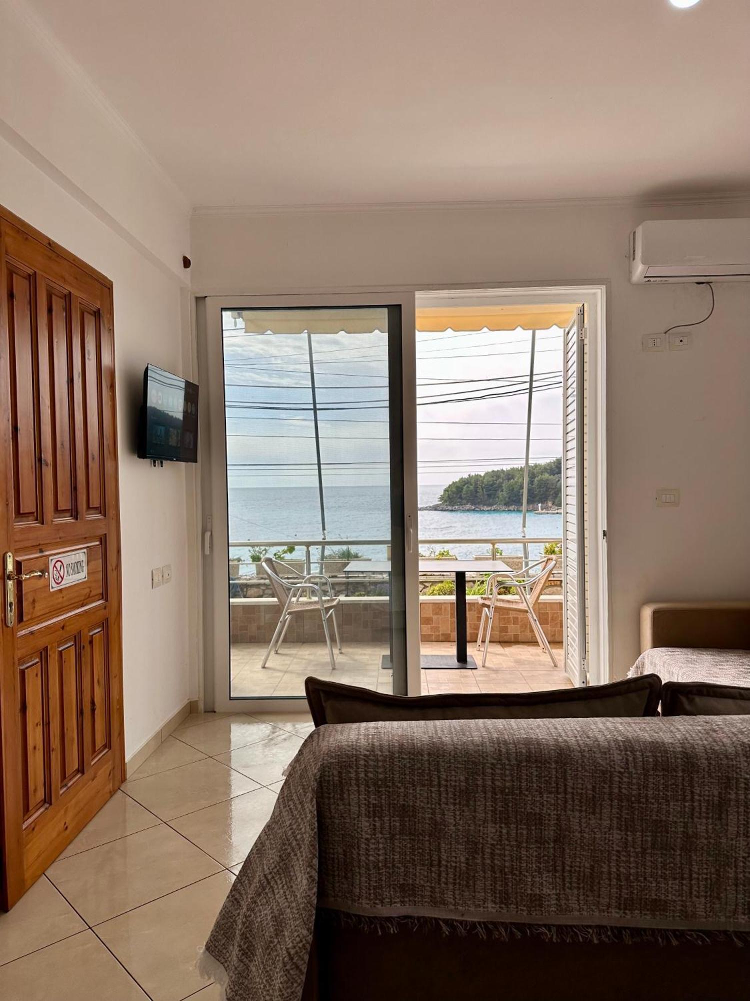 Fane'S Apartments Himara Zewnętrze zdjęcie